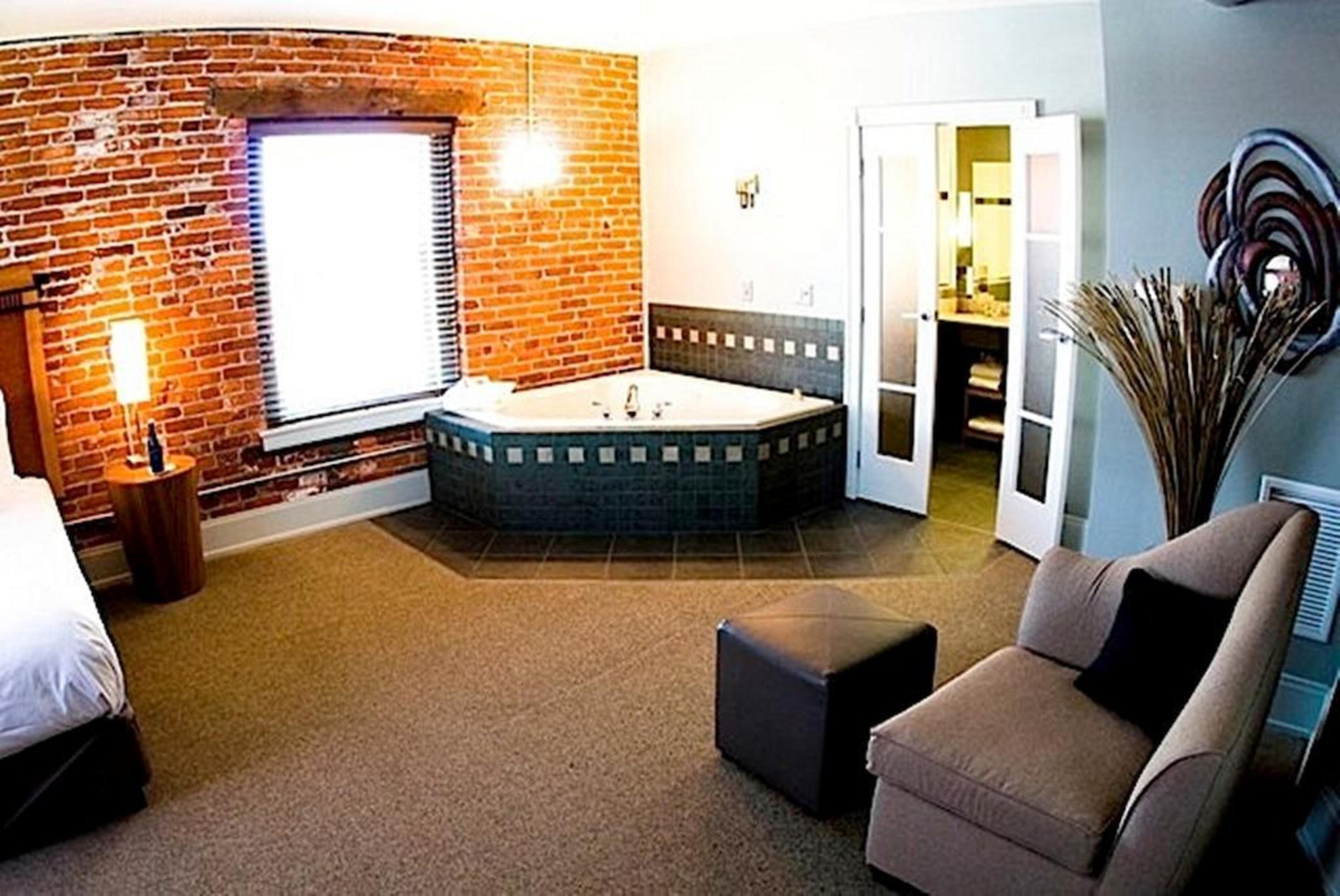 Lancaster Arts Hotel Экстерьер фото