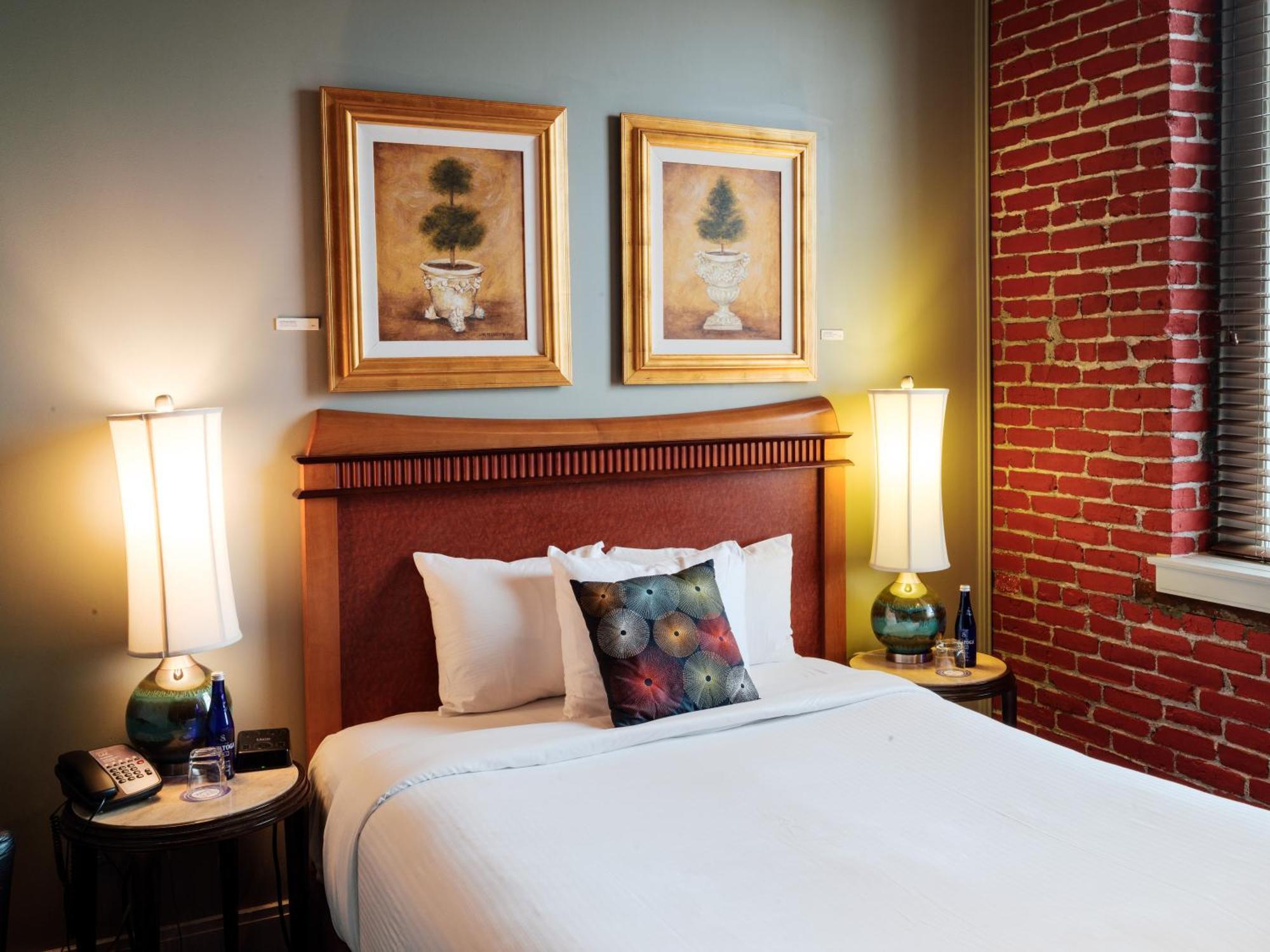 Lancaster Arts Hotel Экстерьер фото
